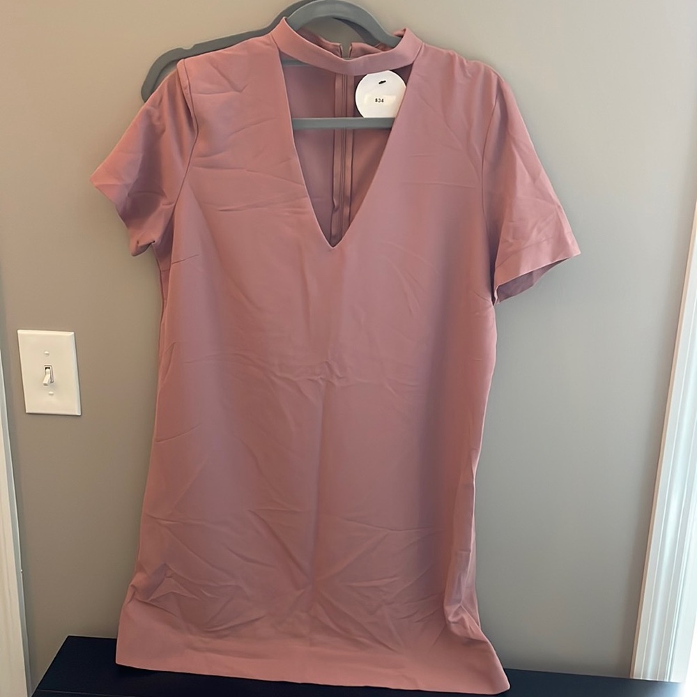 Womens key hole front dress- womens large
